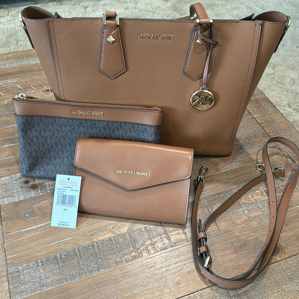 MICHAEL Michael Kors 3 In One Bundle